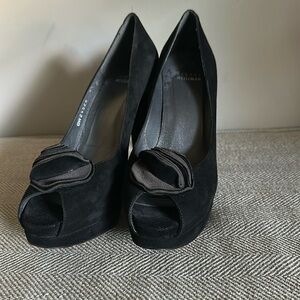 Stuart Weitzman black Velvet Rosette‎ Heels